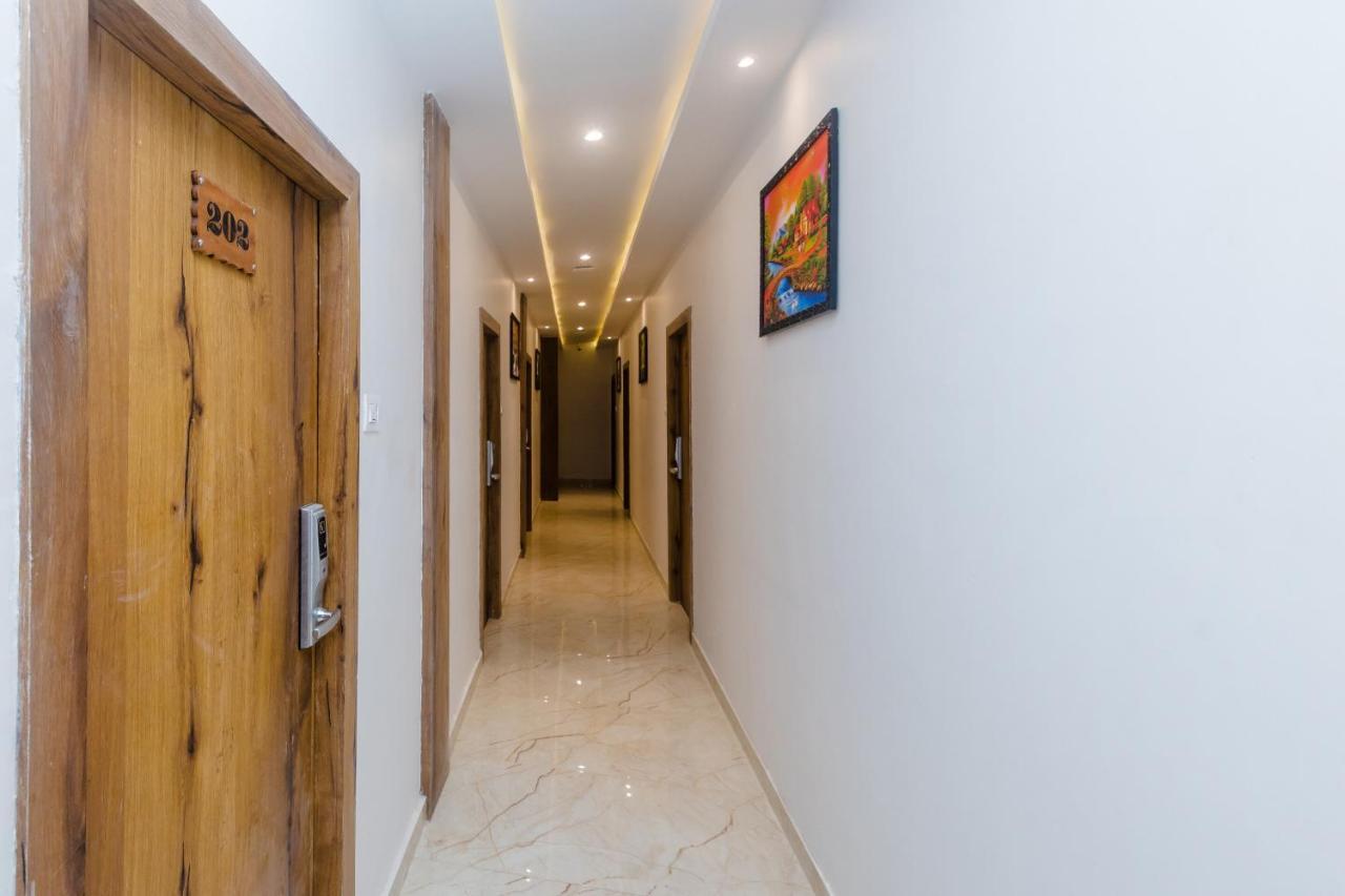 Hotel Riva International Goregaon- Near Nesco Mumbai Exterior photo